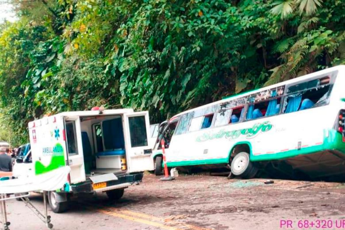 Bus accidentado no tenía seguro ni revisión técnico-mecánica