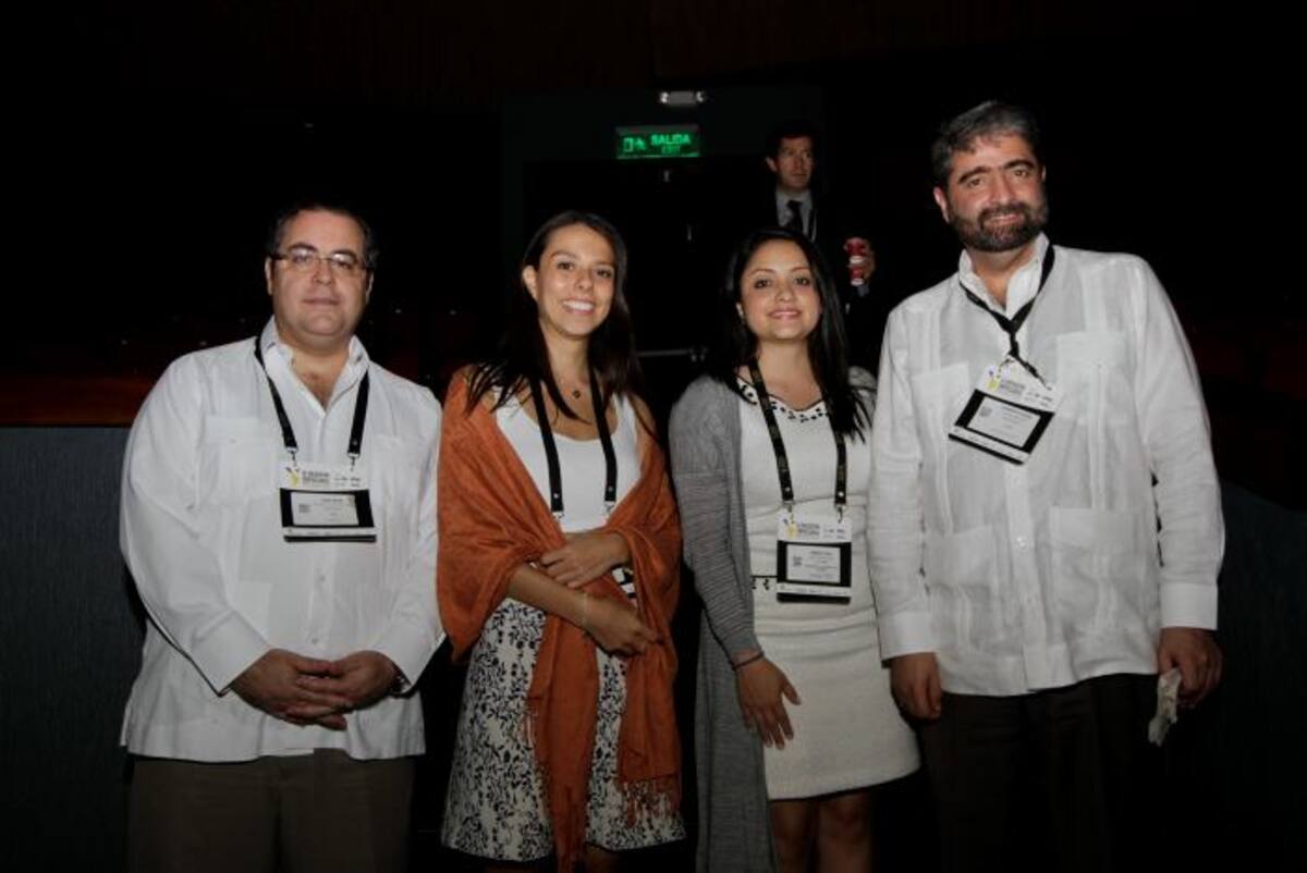 José González, Lorena Quiñones, María Santisteban y Roberto Ardon Quiñones. Julio Castaño-El Universal.