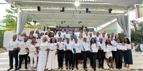 Somos Barú celebra graduación de 57 nuevos técnicos locales, así fue