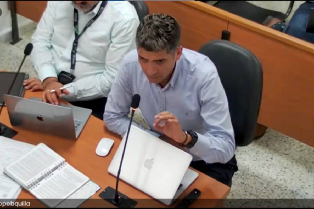 Abogado de Gustavo Petro pide suspender al fiscal Mario Burgos