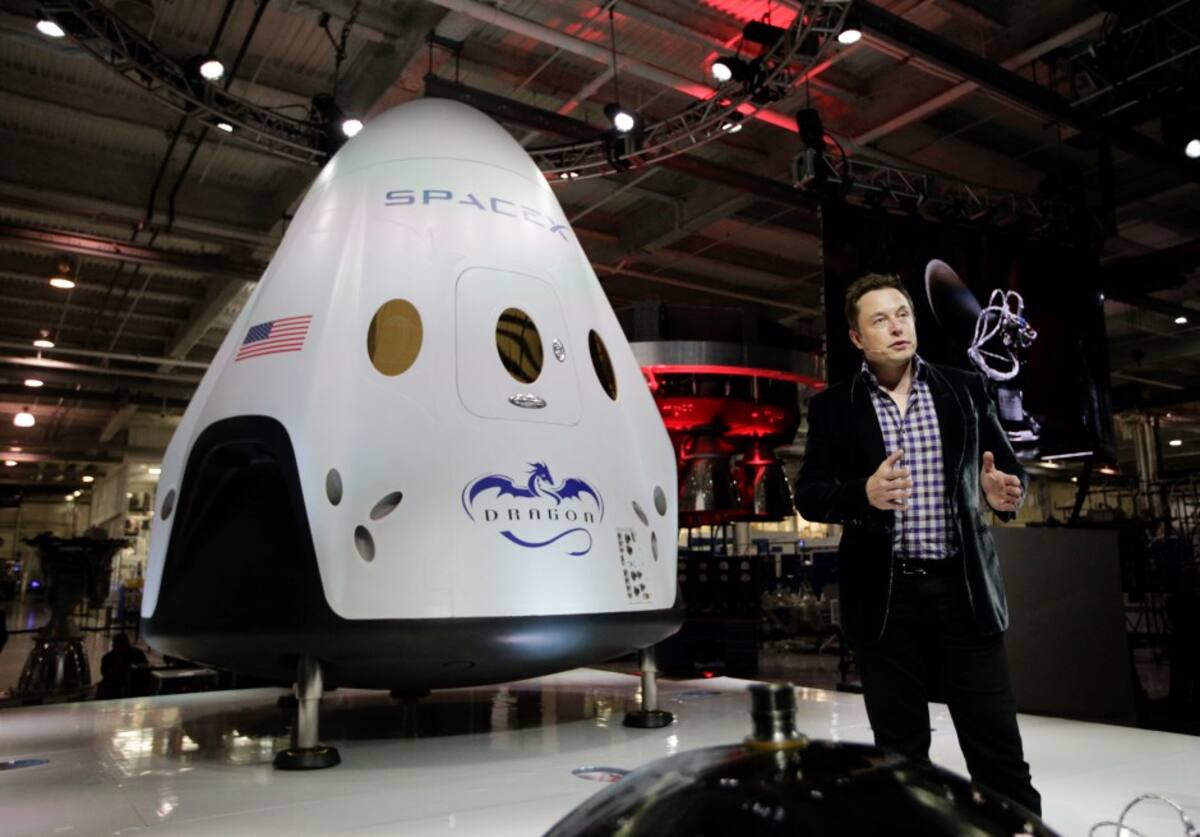 Elon Musk, CEO y CTO de SpaceX en la presentación de la cápsula Dragon V2 AP Jae C. Hong