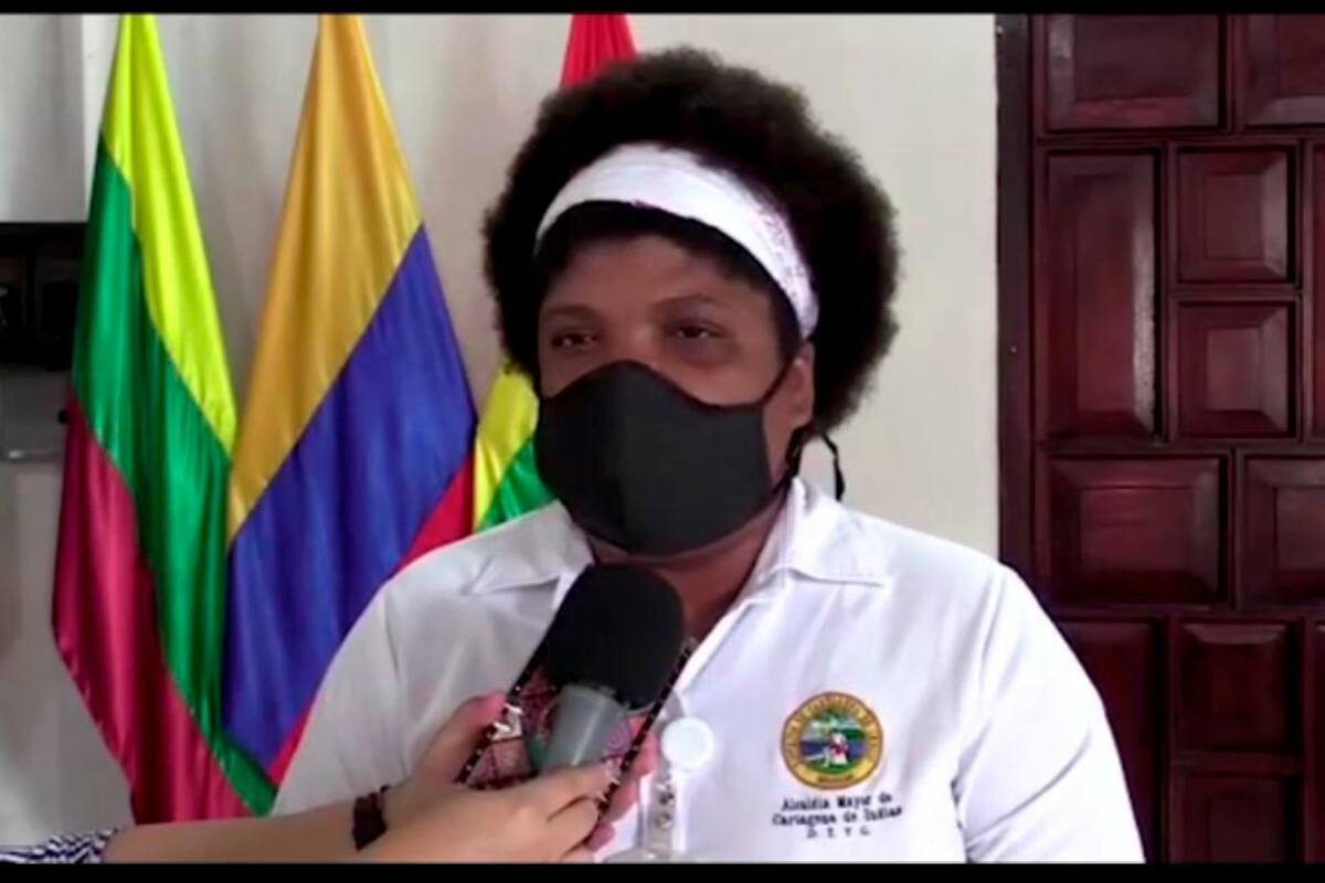 Tras liquidar contrato, Dau recontratará a Cynthia Pérez como Primera Dama