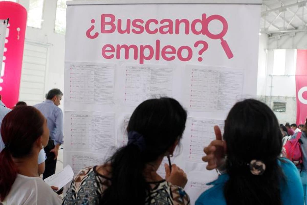 ¿Buscas empleo? Cajas de compensación ofertan más de 260 vacantes