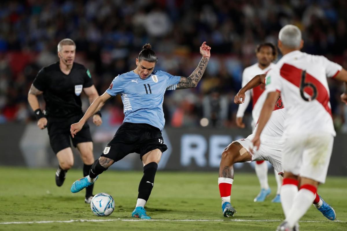 Eliminatorias: Darwin Núñez lucirá la camiseta 9 de Luis Suárez