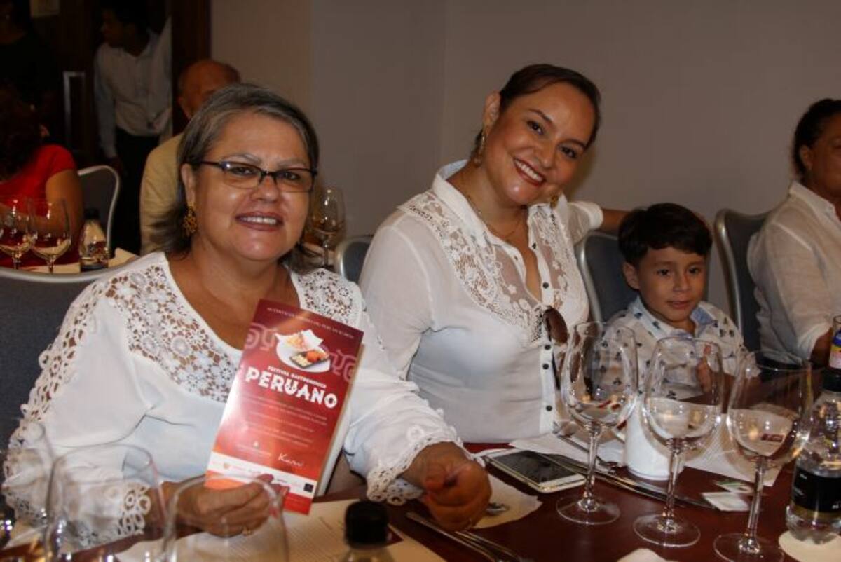 Margarita Arboleda, Angie Ríos y Rafael Díaz. Kailline Giraldo-El Universal