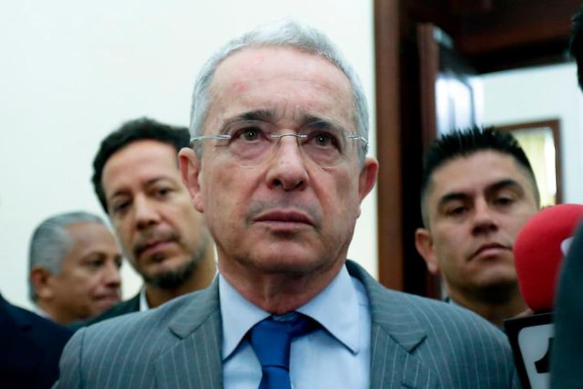 “Aquí no hubo paz, sino indulto”: Uribe sobre video de Márquez