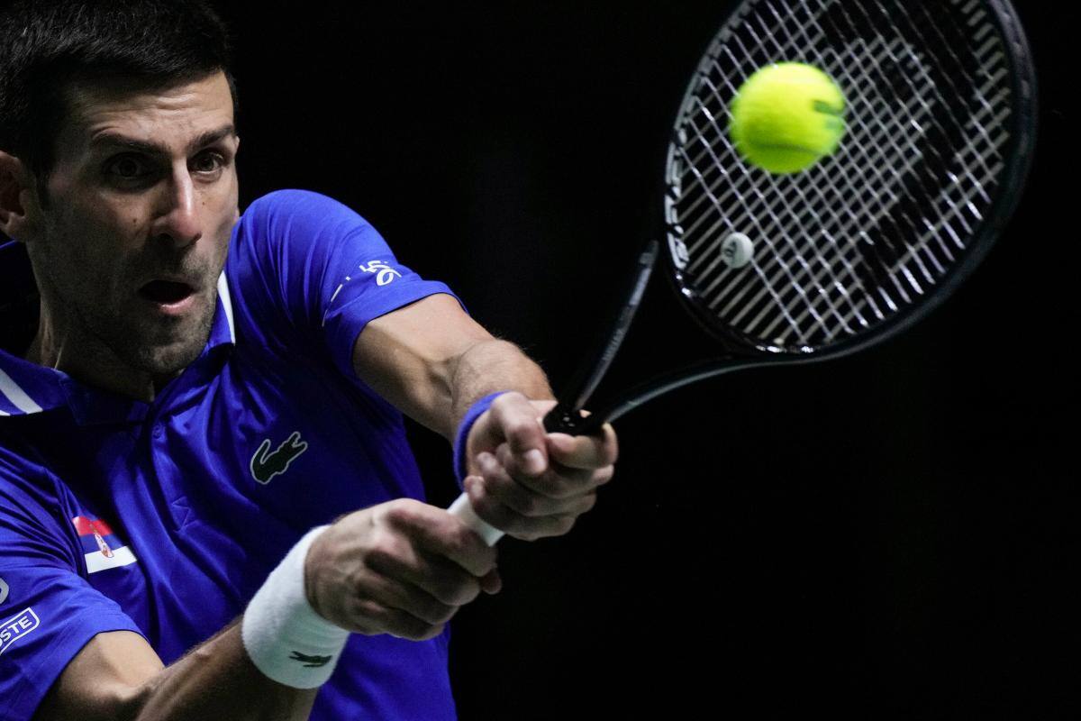 Djokovic: “Quiero quedarme y disputar el Abierto de Australia”
