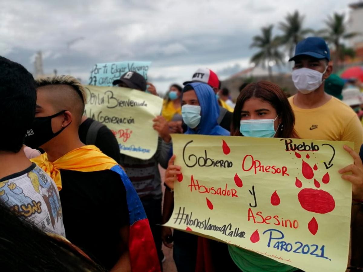 Cartageneros se unieron para rechazar las muertes que por abuso policial dejaron las recientes protestas en otras ciudades. //ÓSCAR DÍAZ ACOSTA