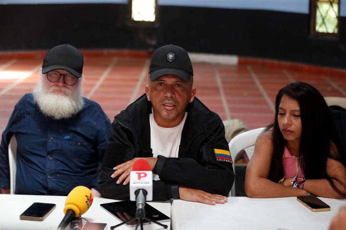 Vocero del Emc afirma que el Gobierno no da “confianza” para los diálogos
