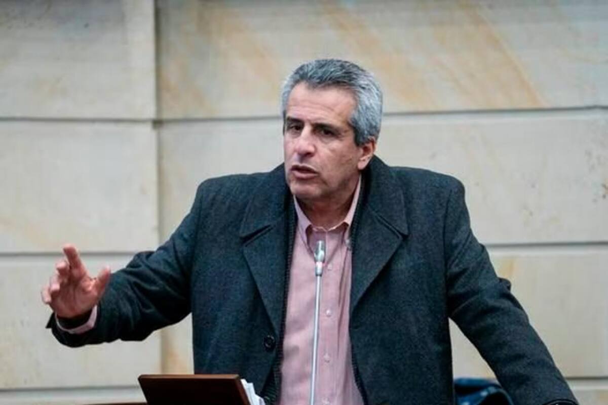 Gobernadores del país piden la salida del ministro del Interior
