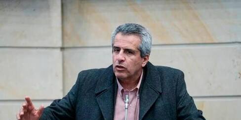 Gobernadores del país piden la salida del ministro del Interior
