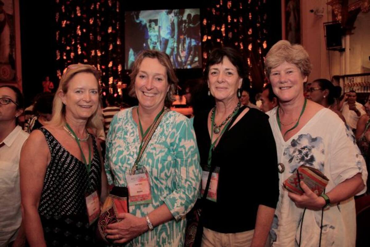 Alison Wells, Heather Turley, Amanda Johnson y Julie Hoskins.