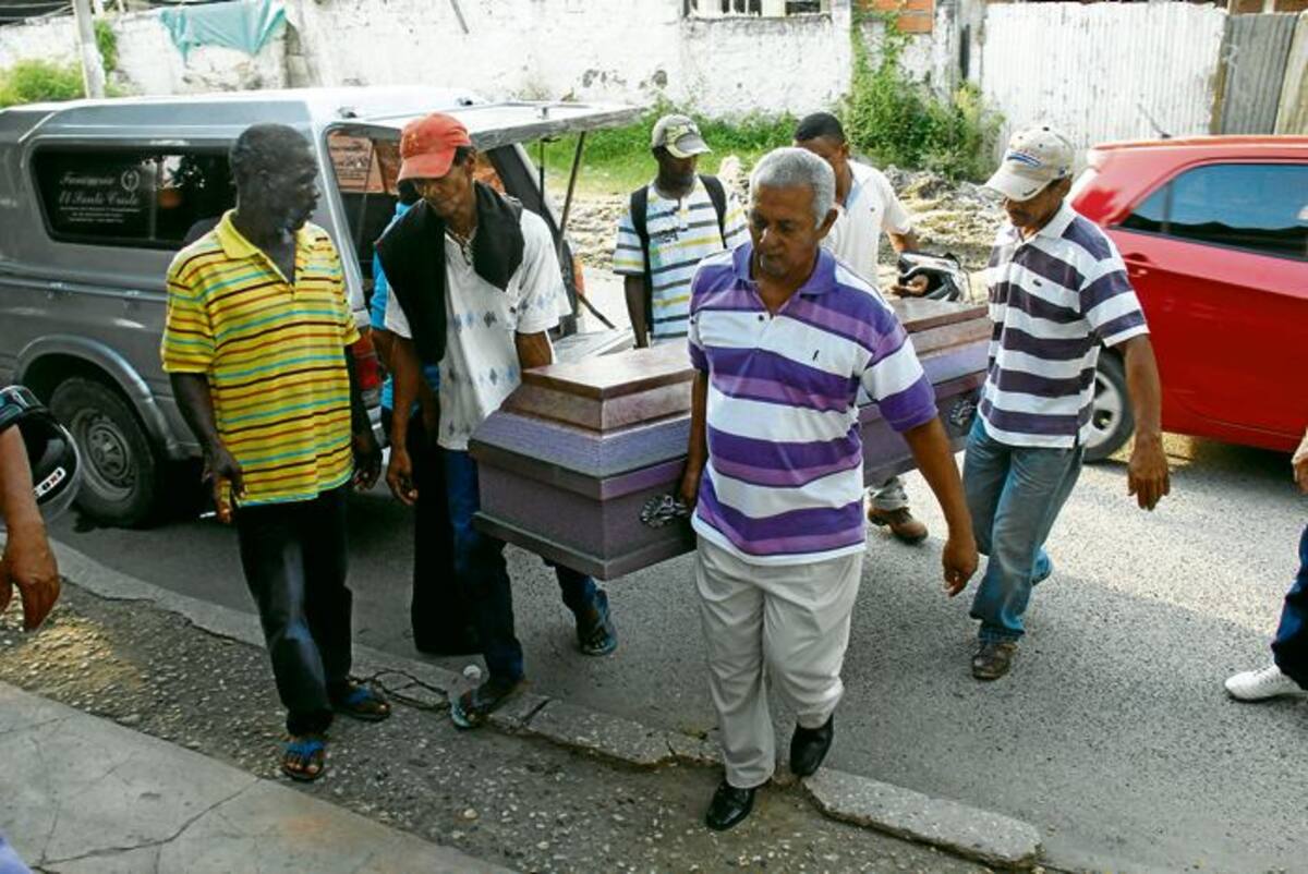 Al joven lo enterraron ayer en el cementerio de Ternera.