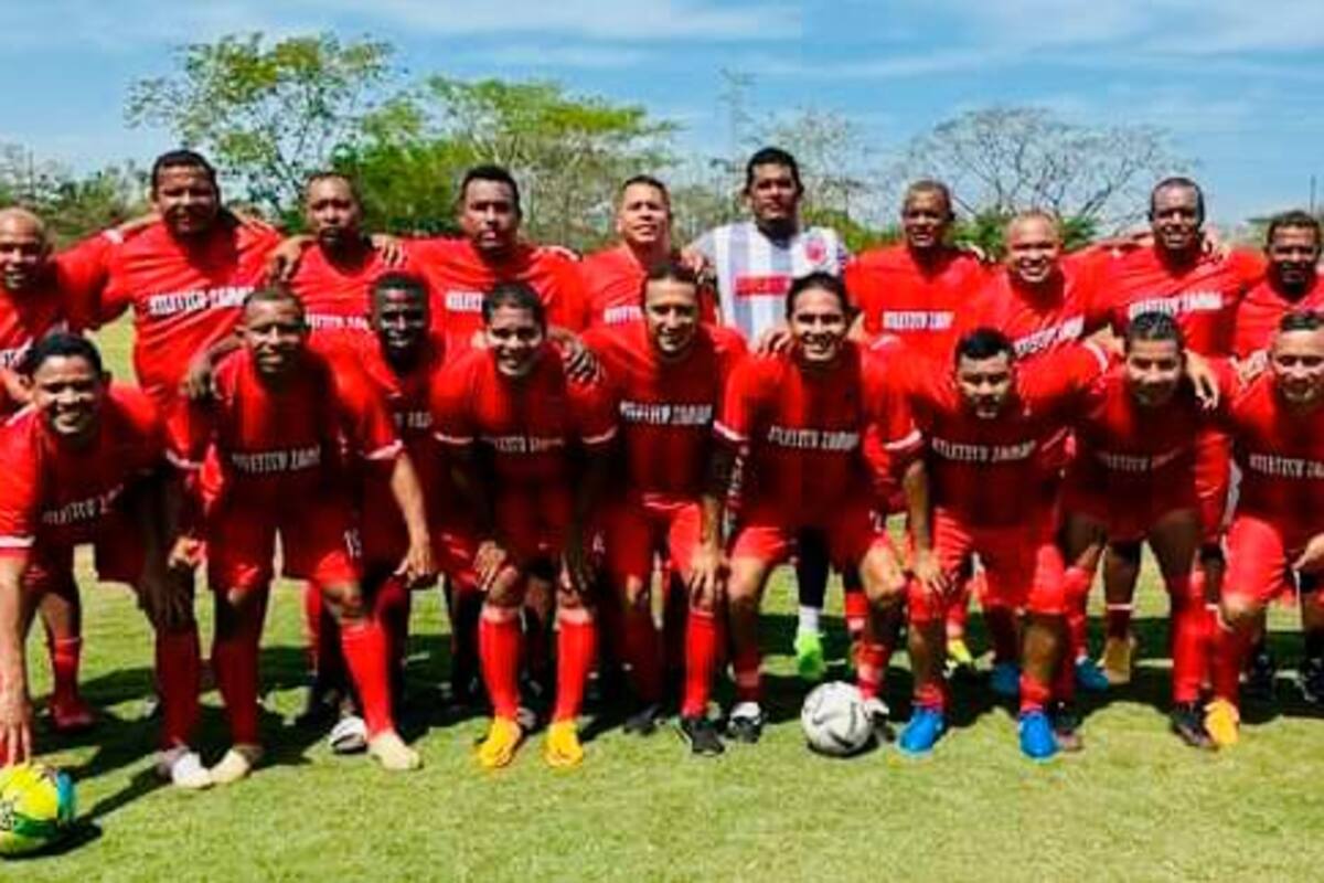 ¡Dando melo!: Zamba le metió una ‘manito’ de goles a Colonia Carmera