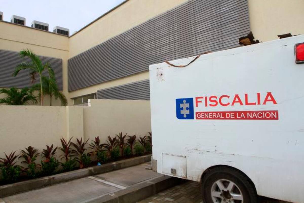 Investigan abuso sexual de docente con alumna