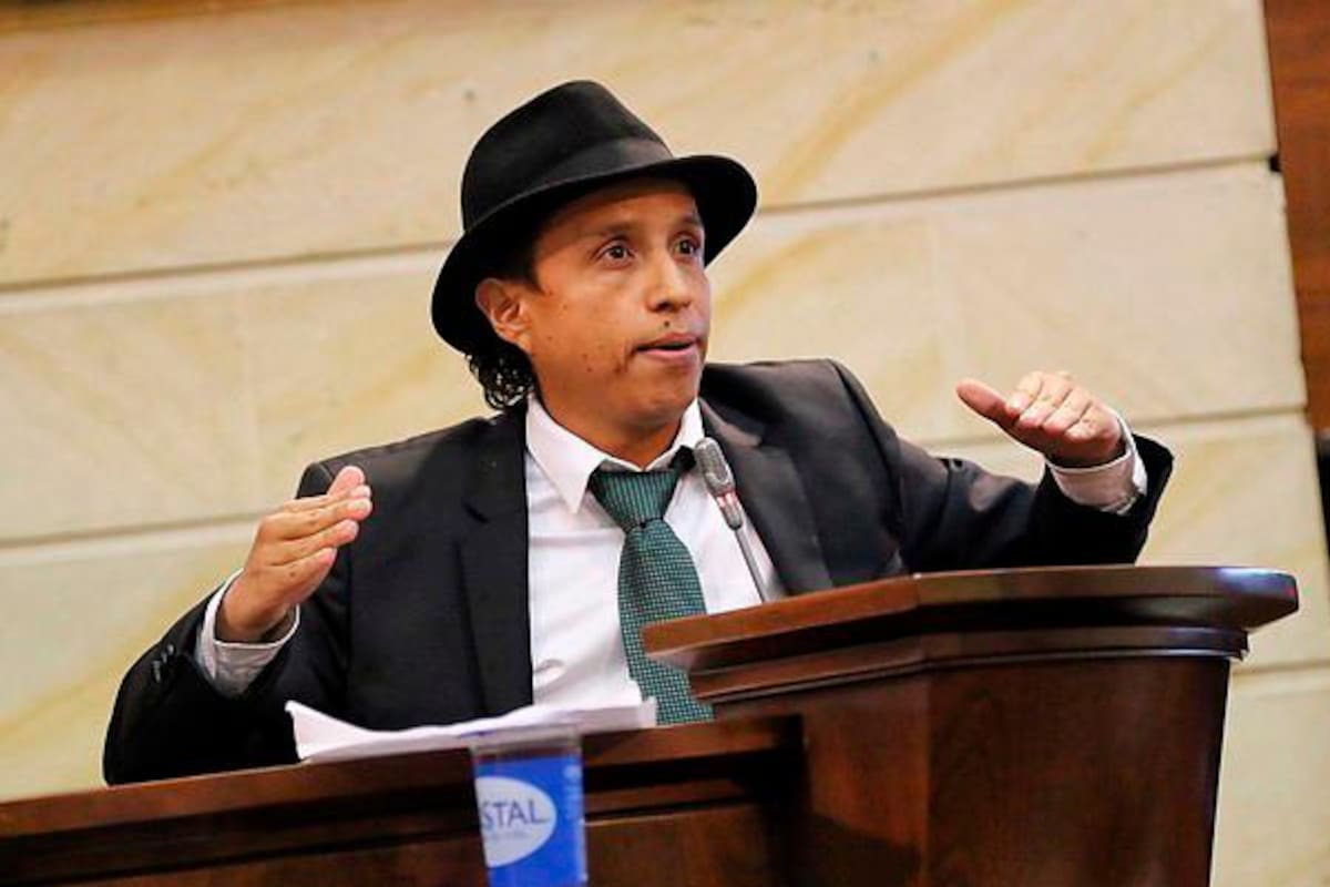 Partido ASI expulsa al senador Jonathan Tamayo, ‘Manguito’