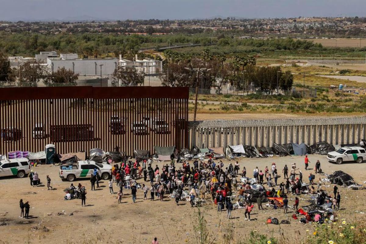 Tres migrantes murieron en medio de disputa en la frontera estadounidense