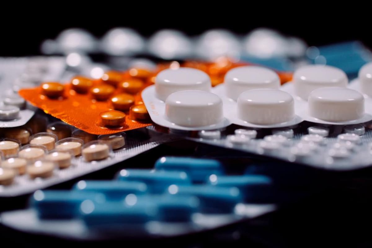 ¿Cuánto dura un medicamento y qué hacer si está vencido?