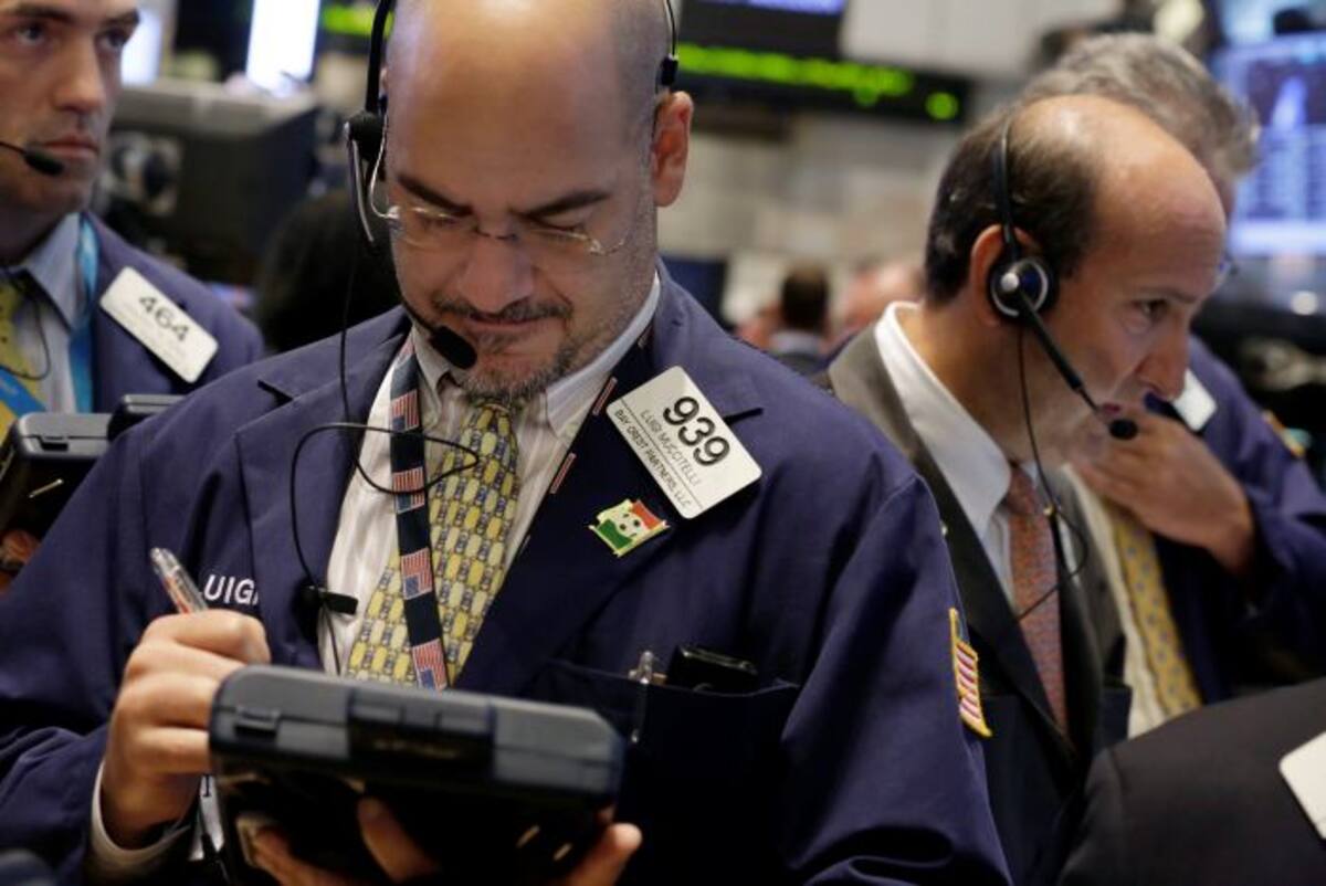 Las acciones también recibieron un impulso de un informe de que la producción industrial de Estados Unidos subió un 0,7% en agosto, el aumento más fuerte en ocho meses. AP Richard Drew