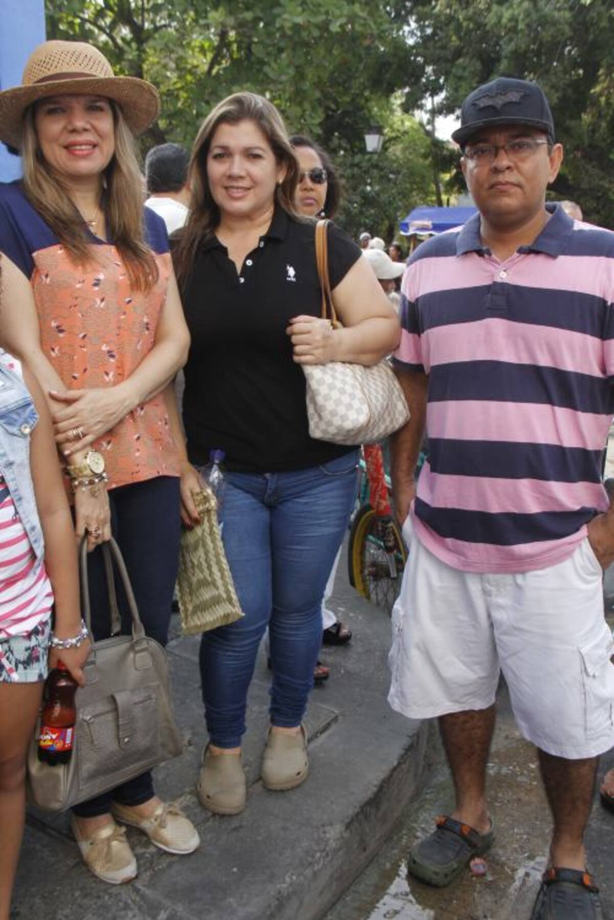 Roxana Caparroso, Patricia Caparroso y Guillermo Mendoza. Fotos: Kailline Giraldo/ El Universal/