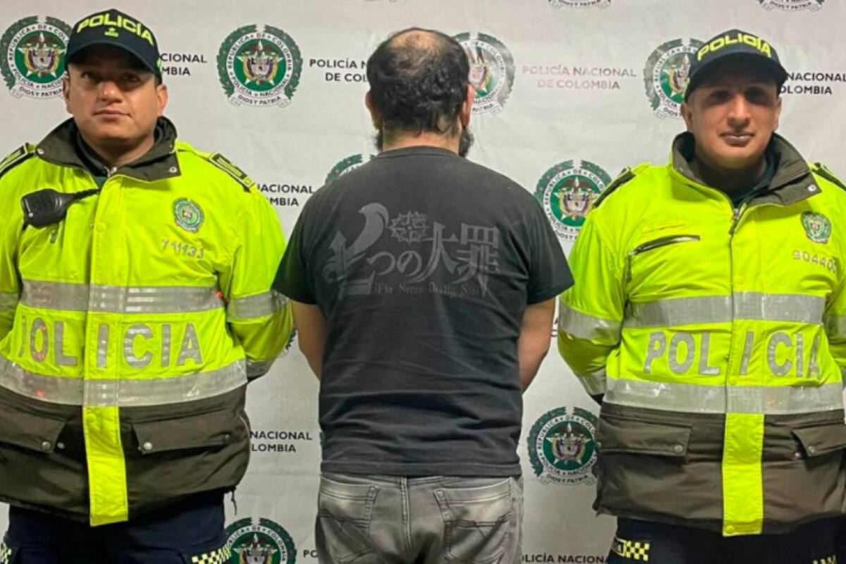 ¡Feminicidio! Asesinó a modelo webcam y lo capturaron mientras lloraba