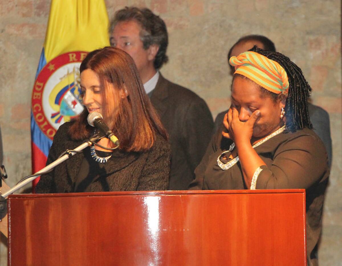 El museo Nacional fue la sede de la entrega del Premio Nacional de Paz. En la foto: Juana Alicia Hernandez Ruiz representante de La Ruta Pacífica de Mujeres, galardonada con Premio Nacional de Paz. COLPRENSA