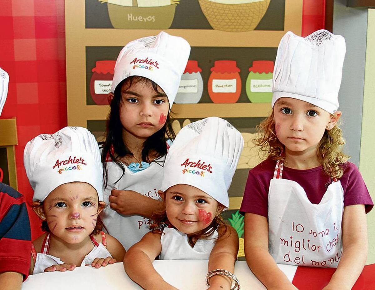 Salomé Perdomo, María Paz Espitia, Suad Ambrad y María Margarita Zárate.