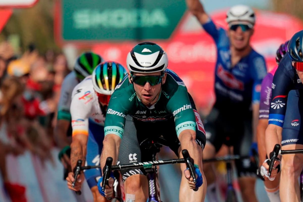 La Vuelta: Kaden Groves gana la etapa cinco y Evenepoel mantiene la roja