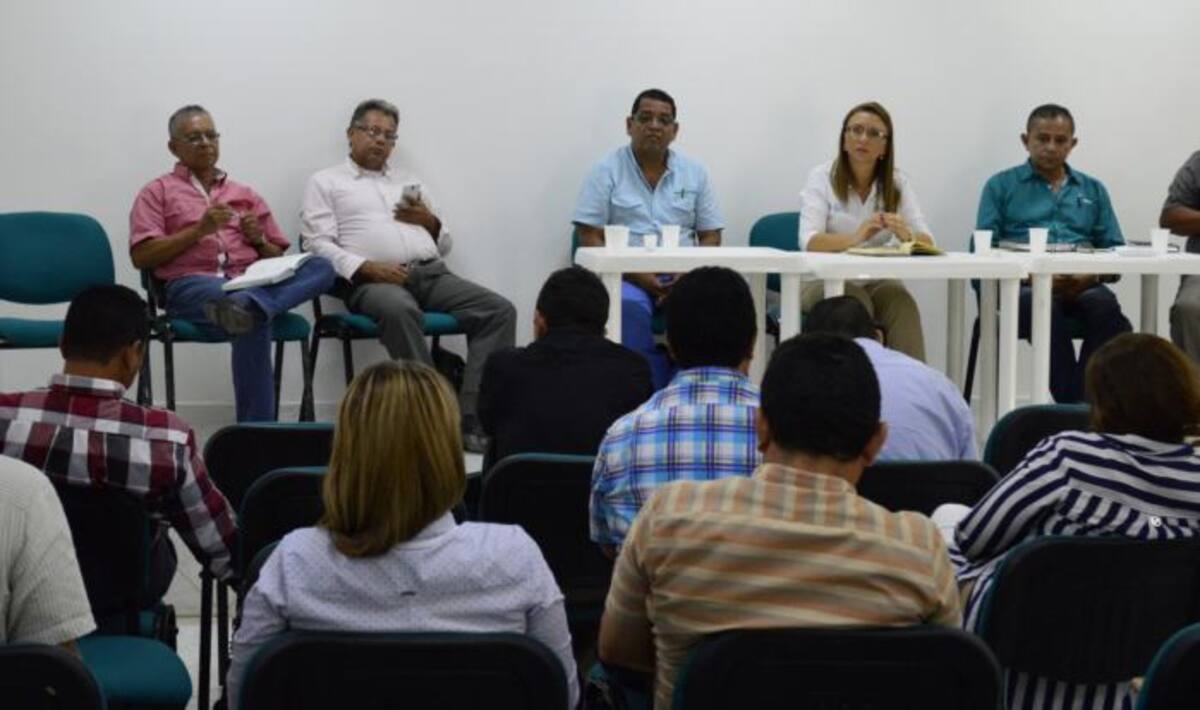 Reunión con rectores de instituciones educativas de Sincelejo. Cortesia