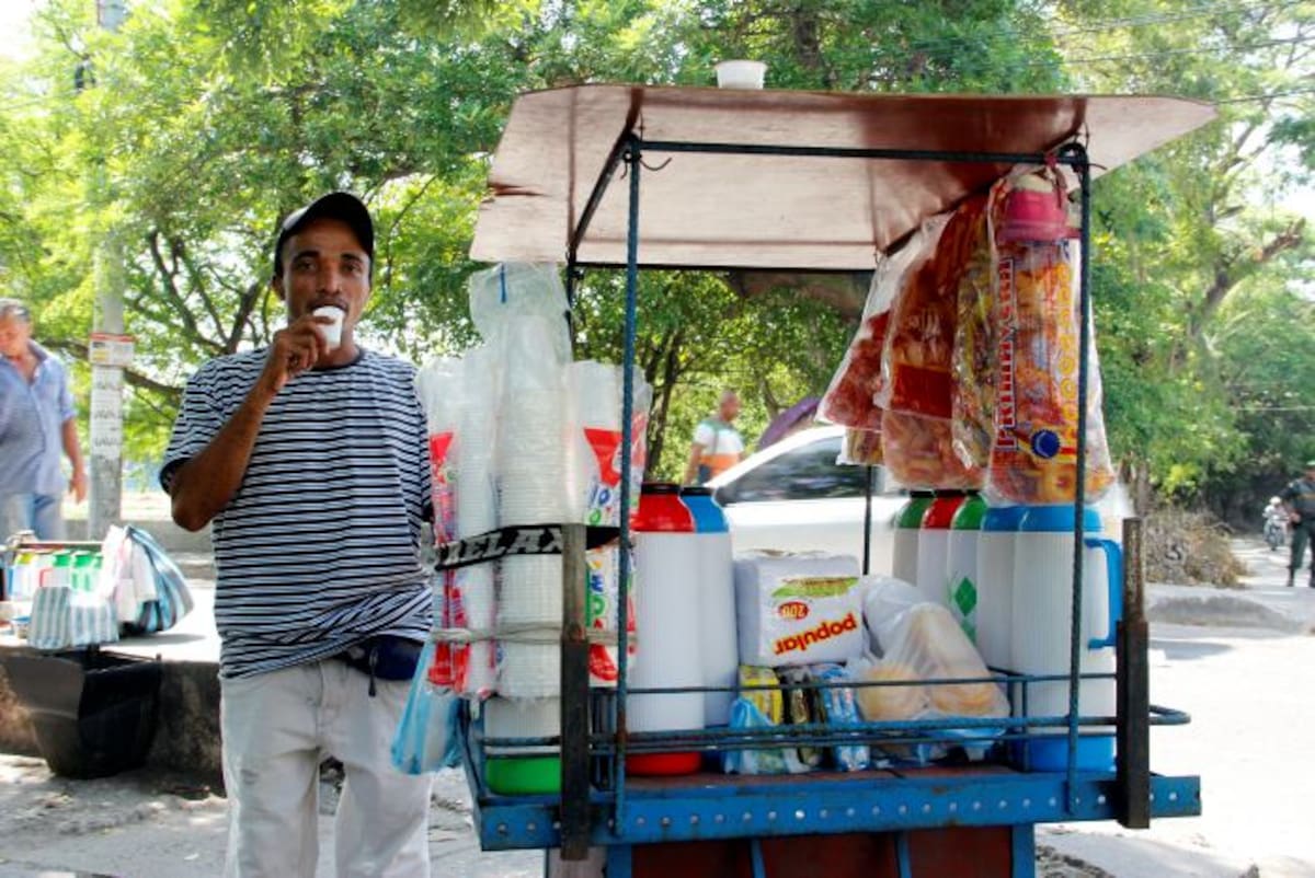 Cayetano Torres vende sus cafés en el barrio Manga y en el Pie de la Popa ELUNIVERSAL.COM.CO