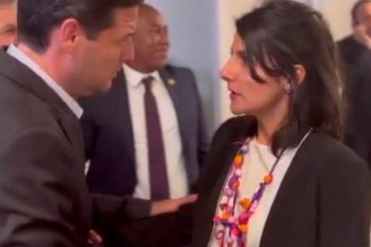 “De rodillas le pedimos, hagan algo”: senador Gómez a Minminas por tarifas de energía