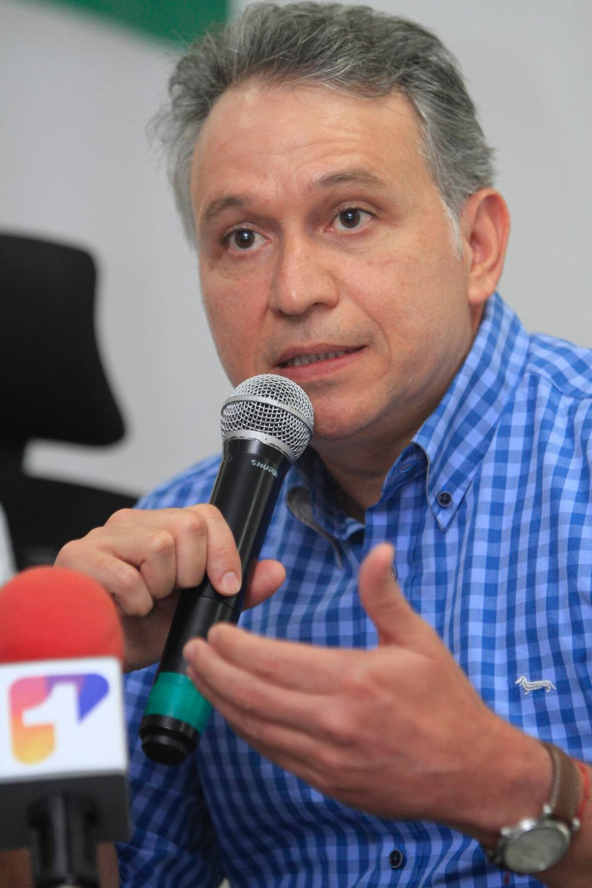 Javier Lastra.