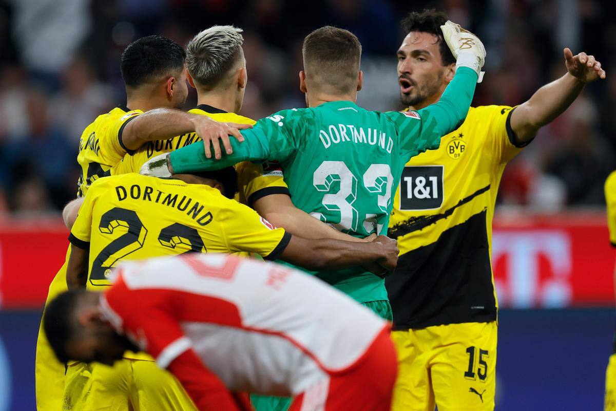 Borussia le gana al Bayern Múnich y le deja todo servido al Leverkusen