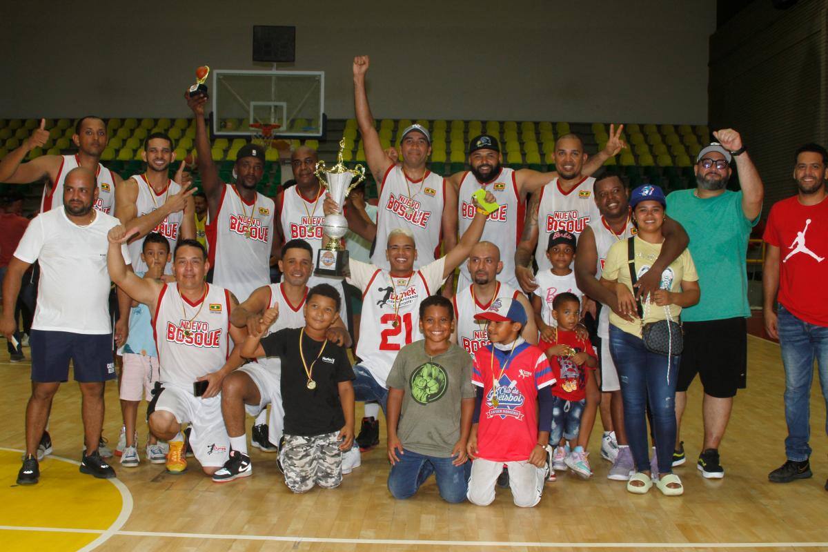 Nuevo Bosque sigue siendo el rey