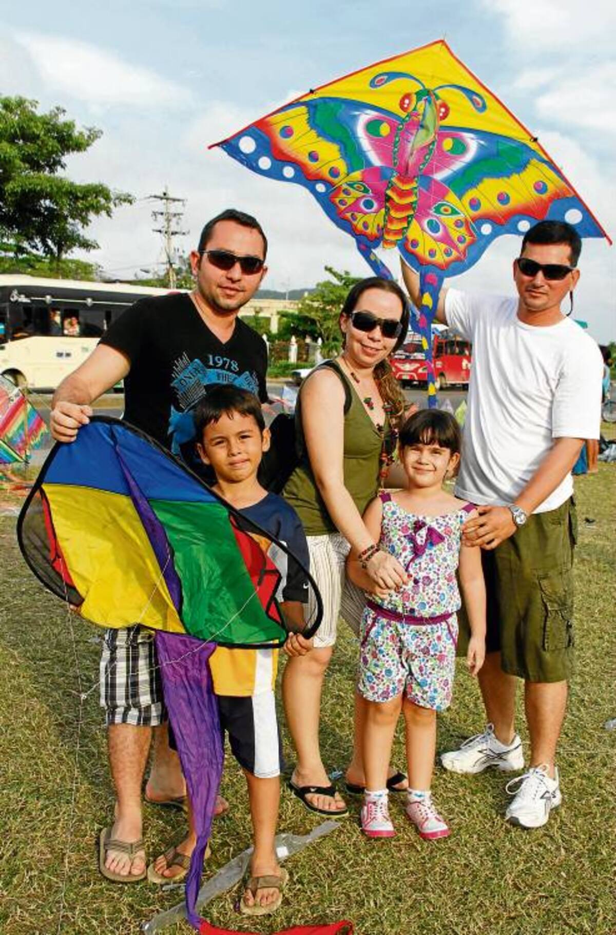 Jaime Trucco, Luis SantiagoTrucco, Laura Trucco, Laurie Grondona y Mario Grondona.