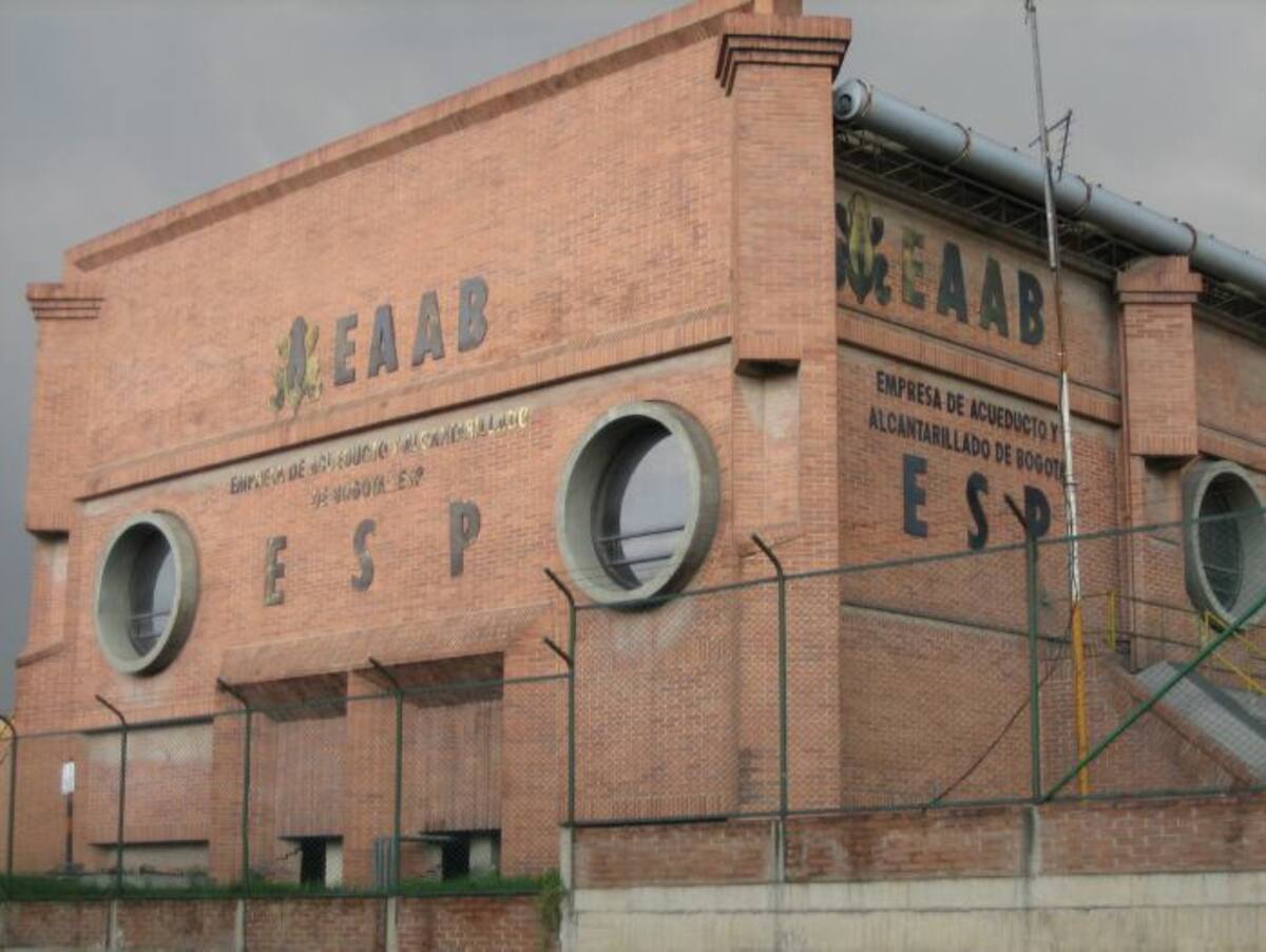 La Empresa de Acueducto y Alcantarillado de Bogotá (EAAB) habría tenido fallas en el manejo de desechos de la capital de la República. COLPRENSA