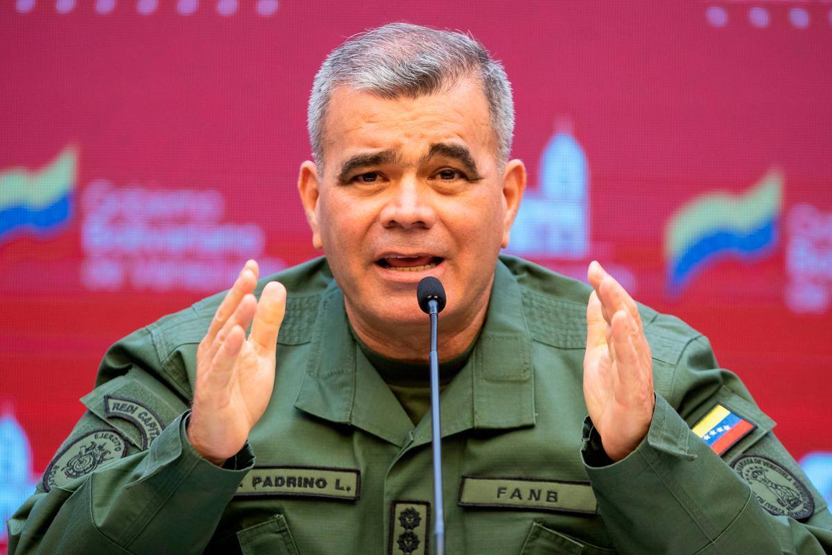 Venezuela anuncia restablecimiento de relaciones militares con Colombia
