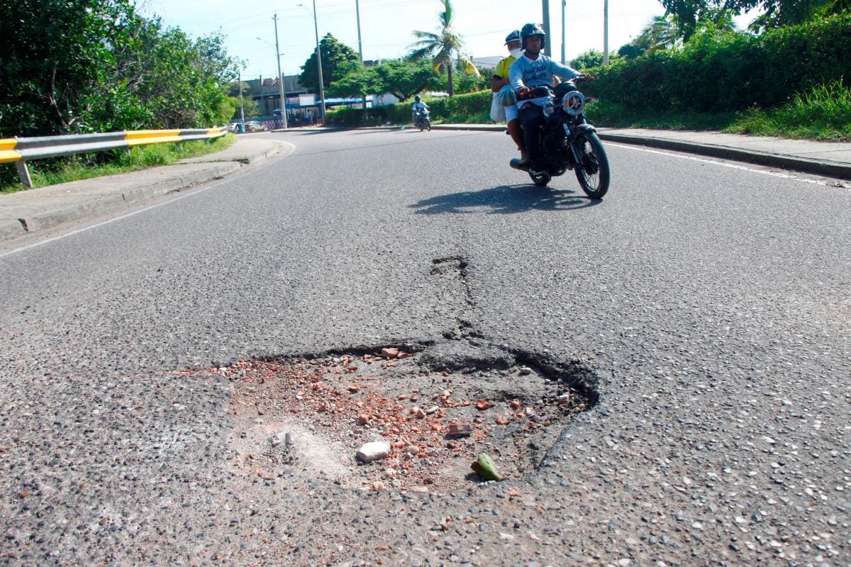 ¡Peligro! Los huecos se apoderan del Corredor de Carga