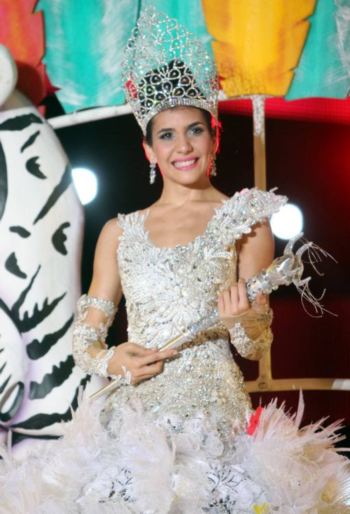 Este jueves fue coronada Daniela Cepeda Tarud, con un espectáculo donde reinó la alegría y el sentimiento carnavalero de los barranquilleros. Rafael Polo
