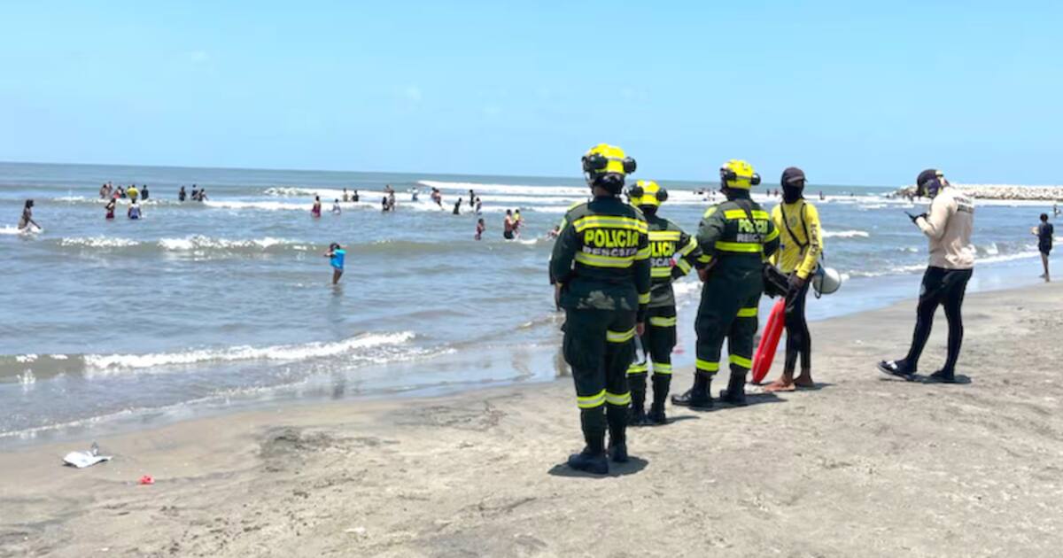 Estudiantes de 17 años se metió al mar y desde anoche está desaparecido
