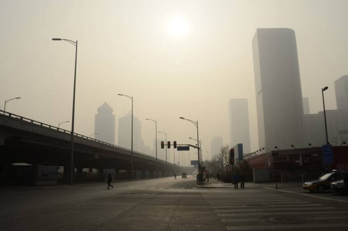 China ve amenazado su medio ambiente por sus numerosas industrias contaminantes AFP