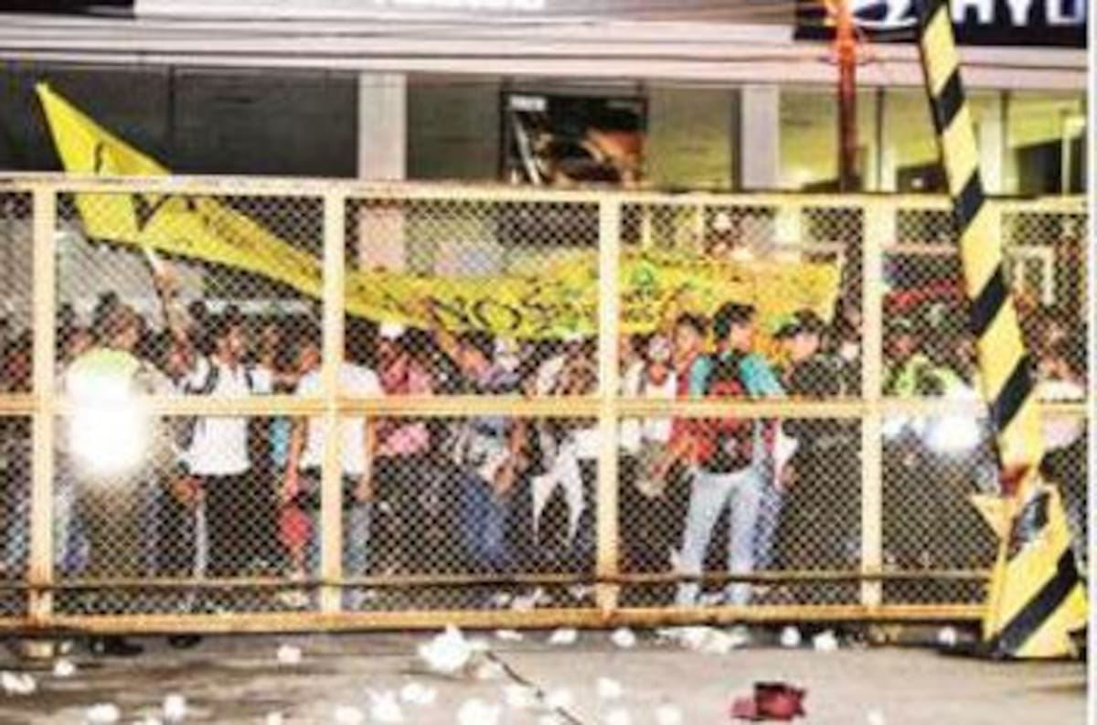 Atentado contra El Meridiano de Córdoba por parte de estudiantes de la Universidad de Córdoba. CORTESÍA