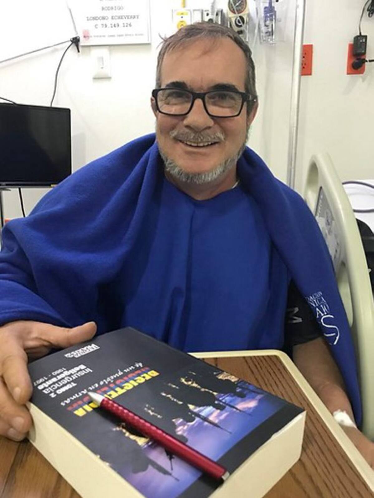 Londoño fue recluido en este centro hospitalario el pasado jueves luego de haber sufrido dolor toráxico tras la realización de su actividad física. Colprensa.