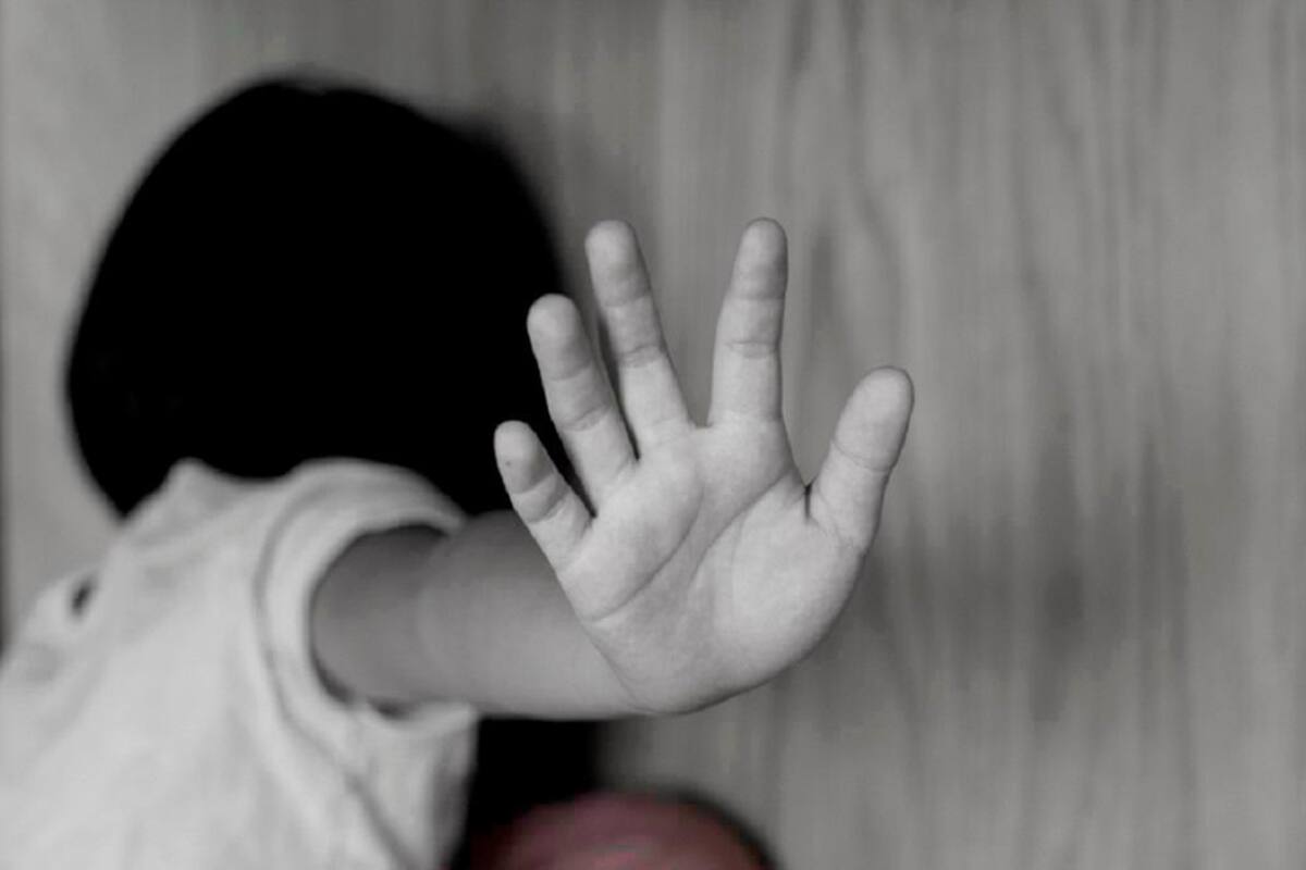 ¡Aberrante! Menor de 14 años habría sido abusada por su padre y su tío