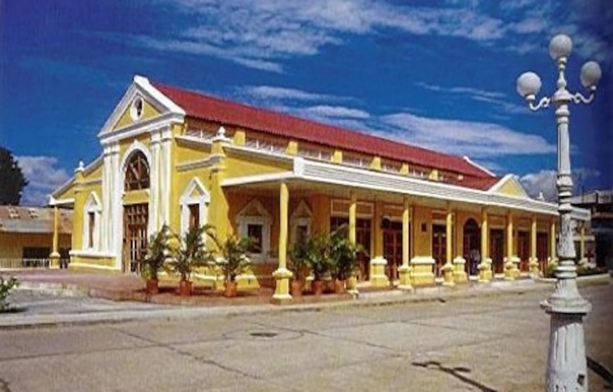 Por presentar cine en los barrios el centro cultural ganó premio nacional.