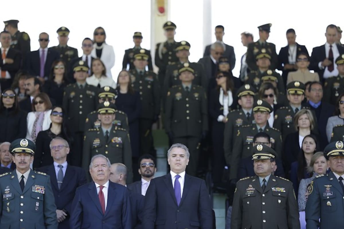 Asume la nueva cúpula militar del Gobierno de Duque