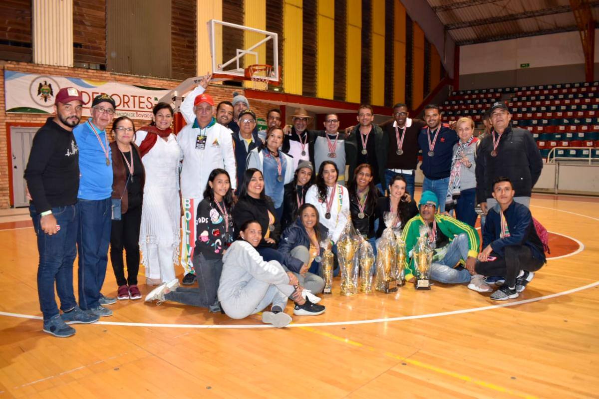 Bolívar, subcampeón de los Juegos Nacionales de la Ingeniería y la Arquitectura