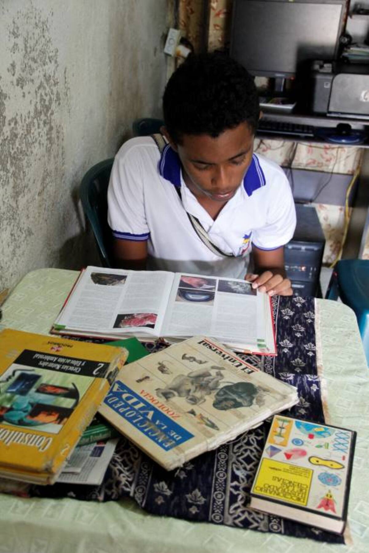 Las pruebas sirven para mejorar el curriculum de los planteles educativos. Oscar Diaz / El Universal