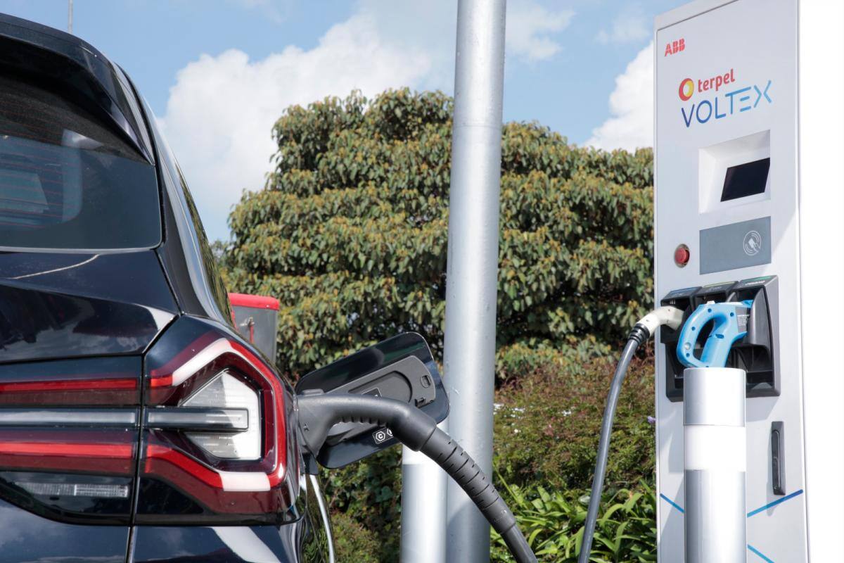 Movilidad eléctrica: Terpel instala su primera electrolinera en Cartagena