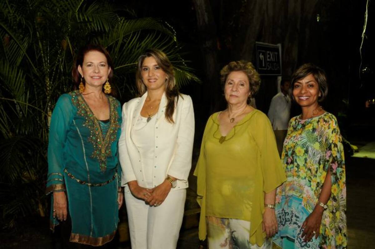 Araceli Morales, Ayleen Álvarez Martínez, Alba Dáger y Zully Salazar.